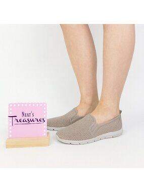 Eurosoft Soft By Sofft Women CARITA Beige Perorated Slip On Loafer Shoe Sz 8 M